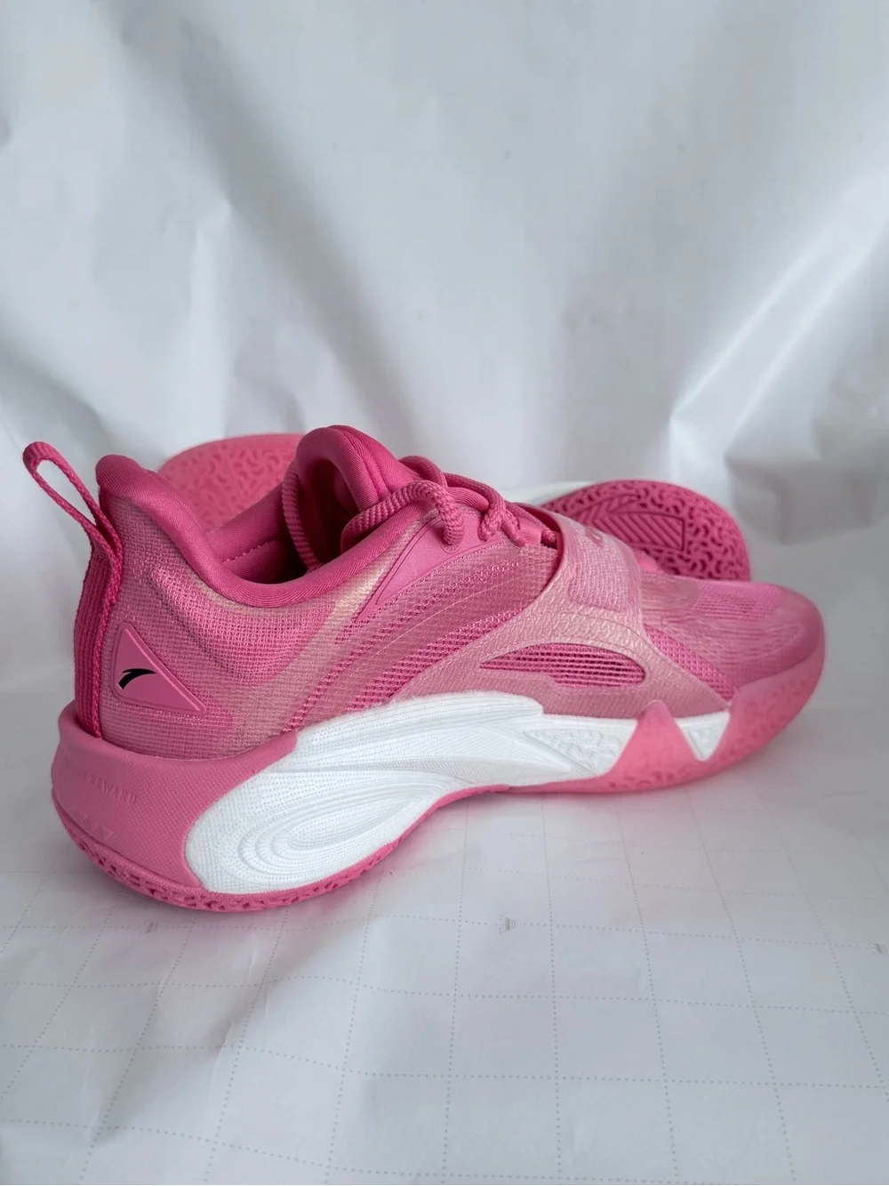 Nike bold pink